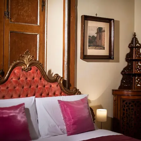 Gran Suite Piazza Maggiore - T&T Communications-3